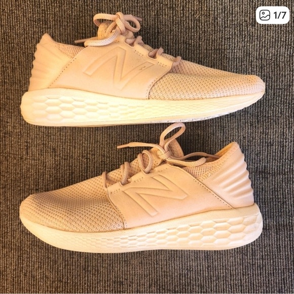 New Balance WCRUZSV2 Sneakers, size 10.5 - Picture 8 of 8